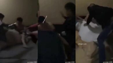 抓奸集锦-特精甄选第一现场街头扭打吃瓜围观 赤裸裸床上被逮还有被割屌的 各色良家女神狼狈瞬间 (111)